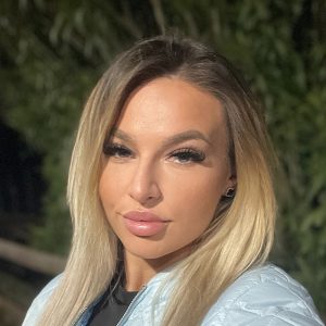JUHÁSZ BARBARA